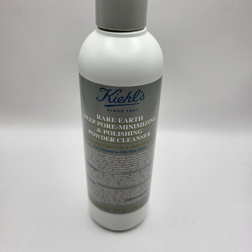 Gently exfoliate skin and visibly reduce enlarged pores.